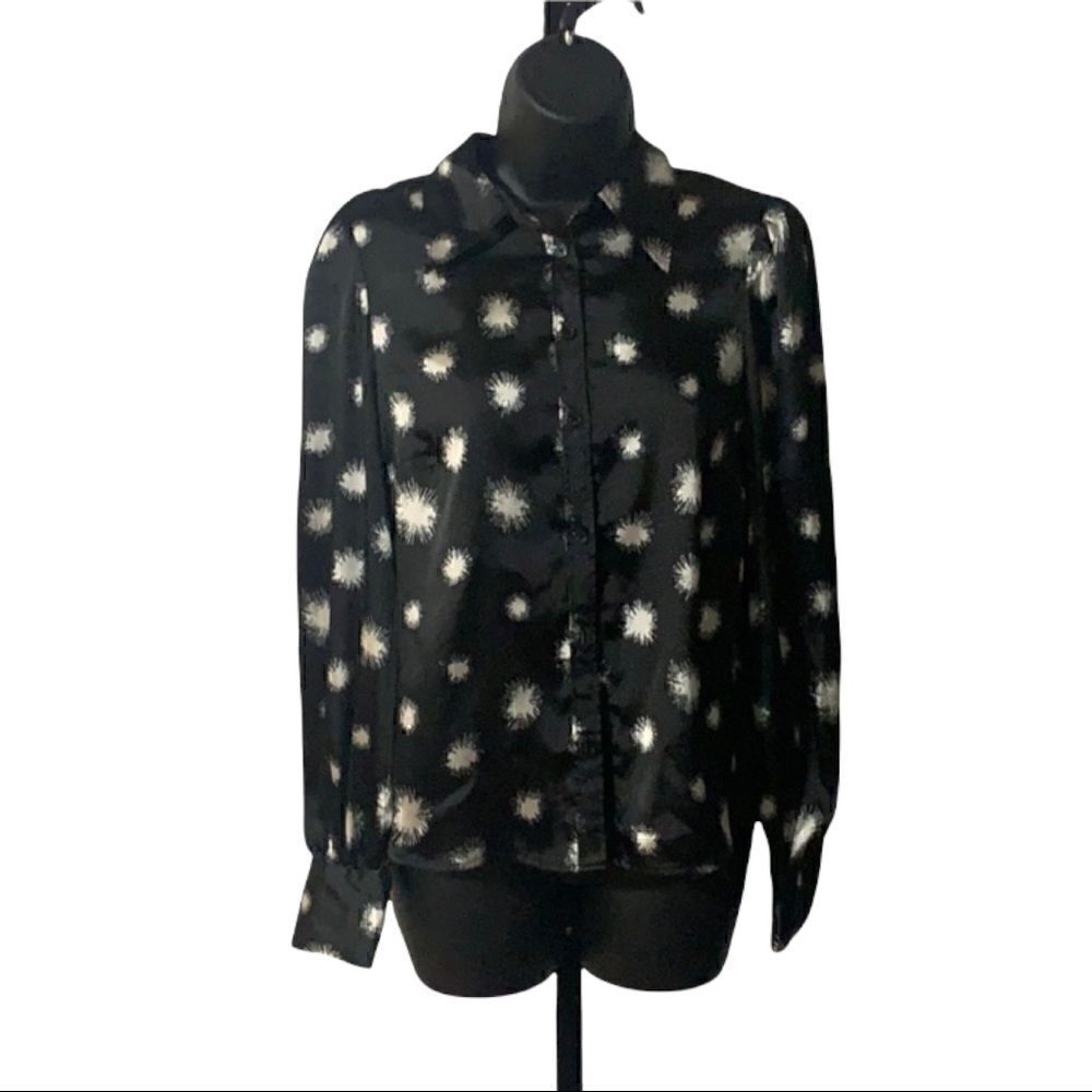 Long sleeve button down blouse black white floral